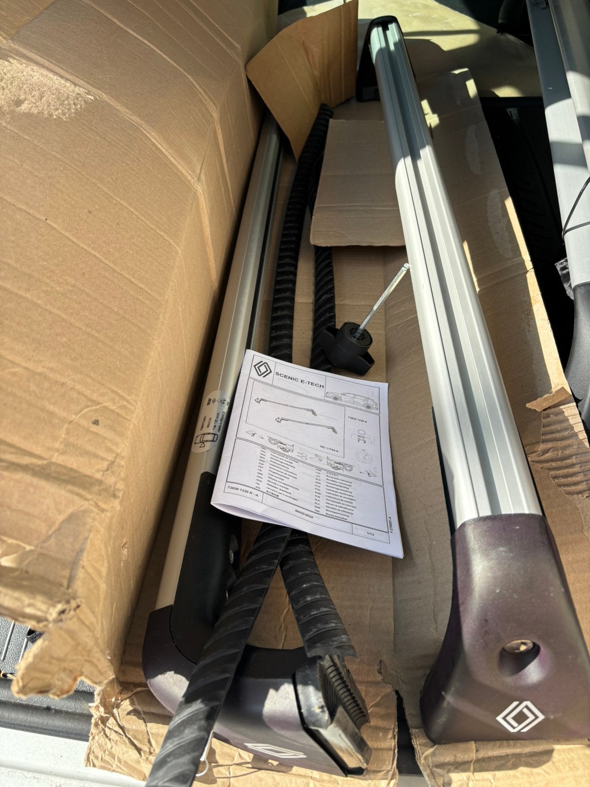 Barres de toit Renault Scenic E-TECH, Enlèvement, Neuf