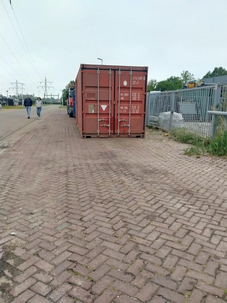 Zee container, Ophalen
