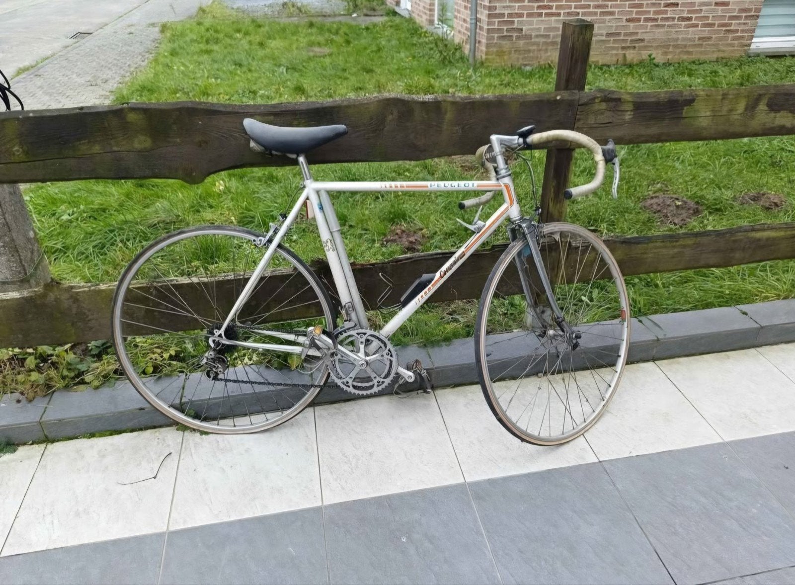 velo course Peugeot Valentigney numéroté, Fietsen en Brommers, Ophalen, Gebruikt, Overige merken