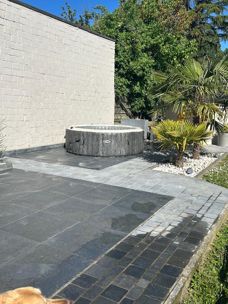 jaccuzi intex, Enlèvement, Utilisé, Tapis de sol, Gonflable
