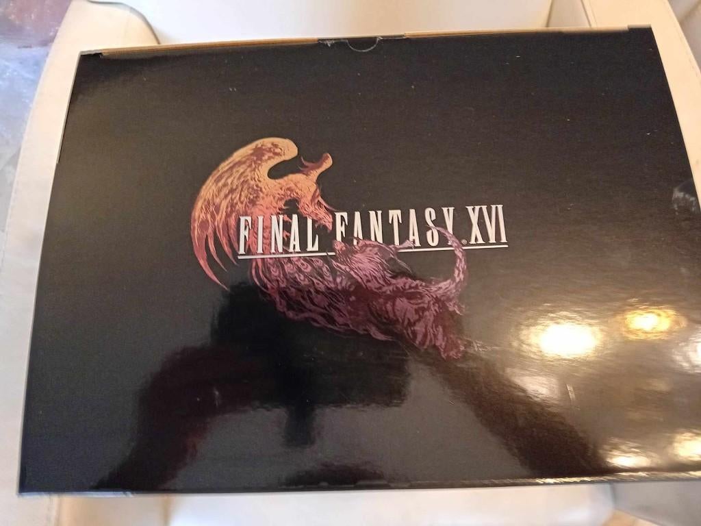 Final Fantasy XVI Collectors Edition voor Ps5, 1 joueur, Jeu de rôle (Role Playing Game), À partir de 12 ans, Comme neuf