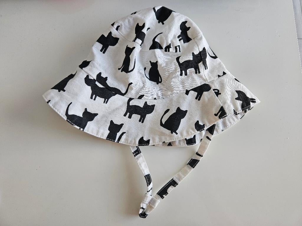 Zonnehoedje kat / poes, Garçon ou Fille, Trixie, Enlèvement ou Envoi, Comme neuf