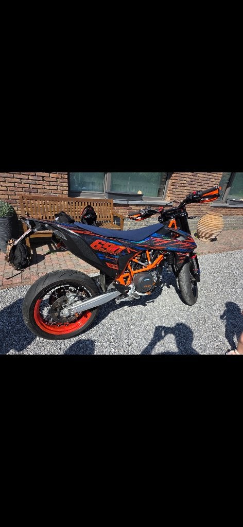 KTM SMC R 690, Motos, Enlèvement