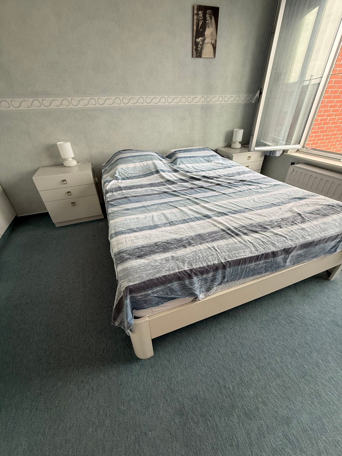 Bed 160x200 en 2 nachtkastjes, Ophalen, Gebruikt