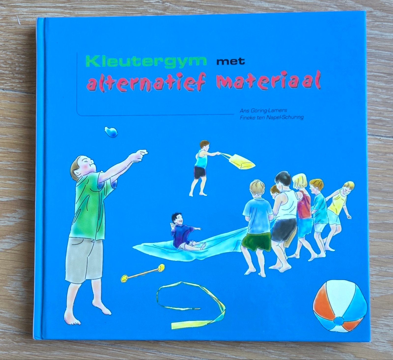 Boek Kleutergym met alternatief materiaal, Ophalen
