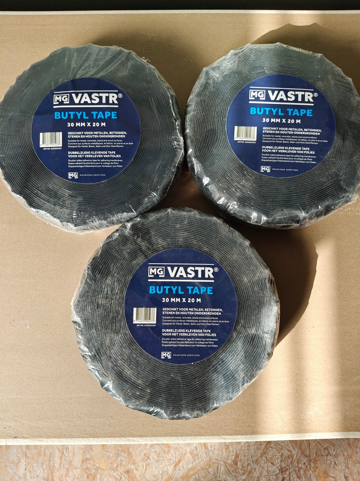 3 rollen MG VASTR Butyl Tape, Bricolage & Construction, Isolation & Étanchéité, Enlèvement ou Envoi, Neuf, Autres matériaux, Isolation de toiture