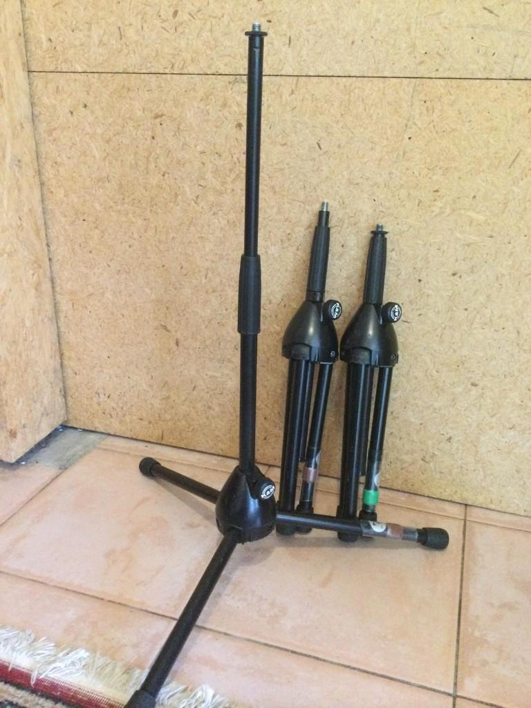 Lot de 6 supports de microphone K&M Low, Musique & Instruments, Pieds, Comme neuf, Pied pour instrument, Micro, Enlèvement ou Envoi