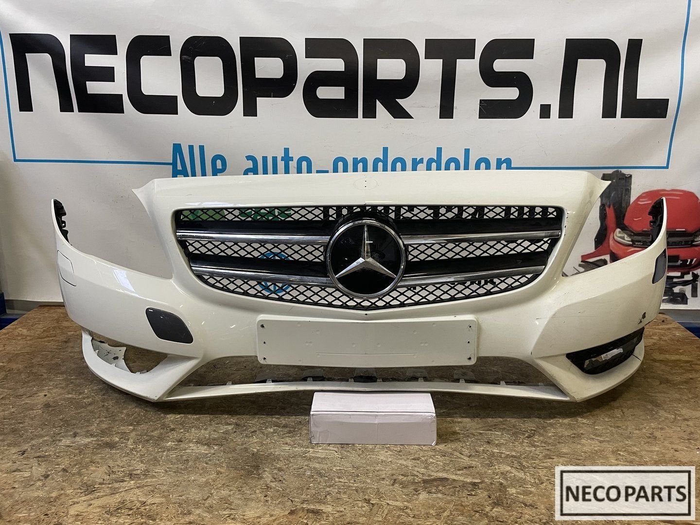 B KLASSE W246 A246 VOORBUMPER ORIGINEEL ALLES LEVERBAAR !!, Autos : Pièces & Accessoires, Carrosserie & Tôlerie, Pare-chocs, Mercedes-Benz