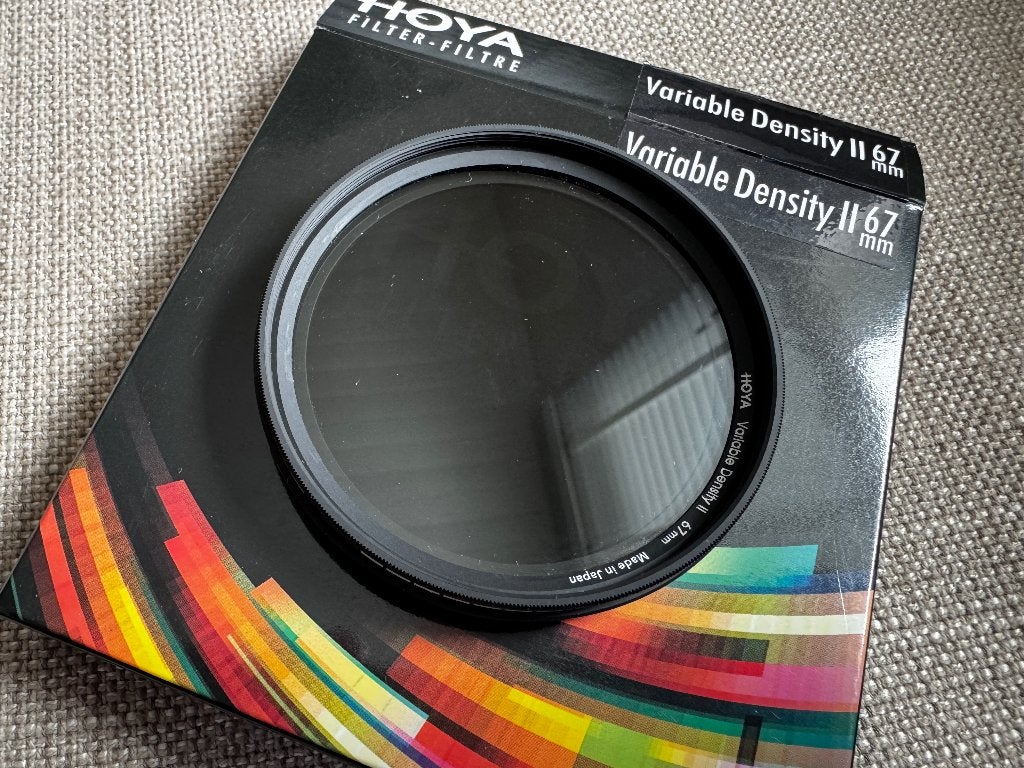 Filtre ND Hoya 67 mm variable, TV, Hi-fi & Vidéo, Photo | Filtres, Enlèvement ou Envoi, Comme neuf, Filtre UV, 60 à 70 mm