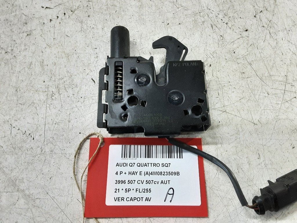 MOTORKAP SLOT Audi SQ7 (4MB / 4MG) (4M0823509B), Info@audi.de, Audi, Audi AG, Gebruikt