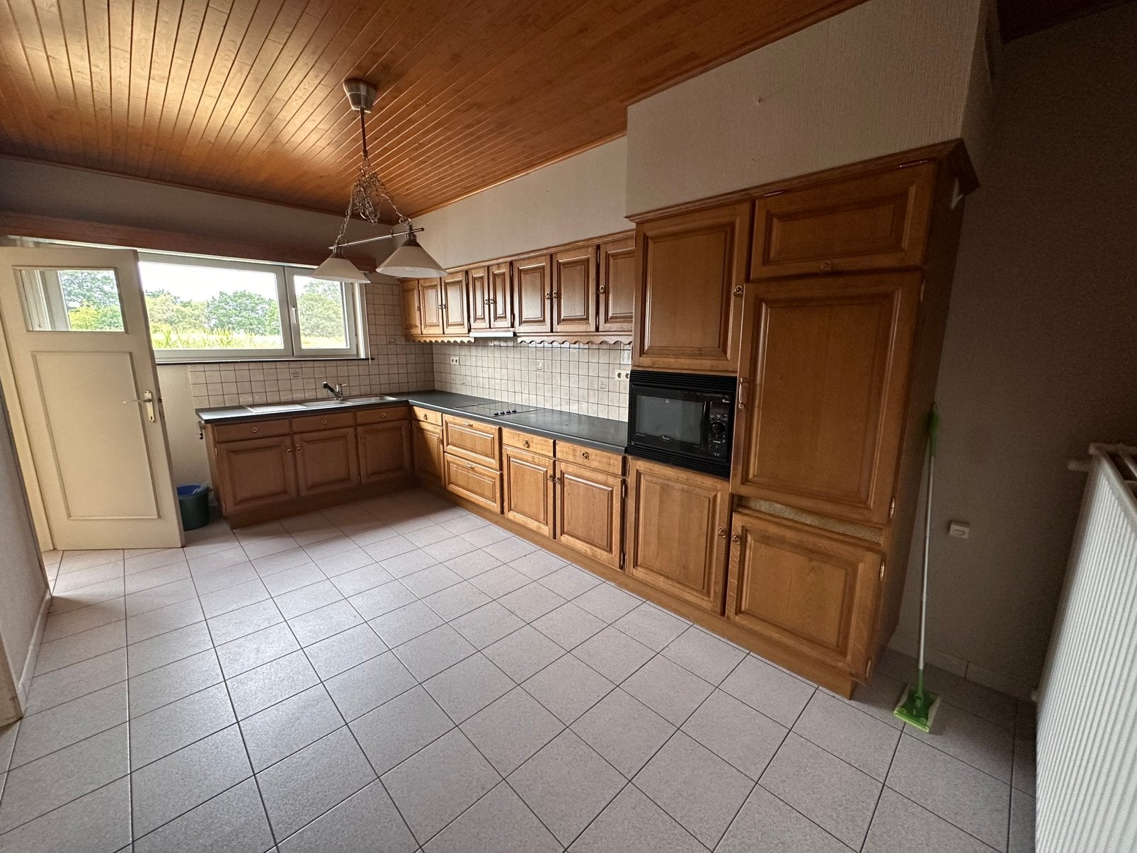 Ruime houten keuken, Synthétique, Brun, Enlèvement, Utilisé