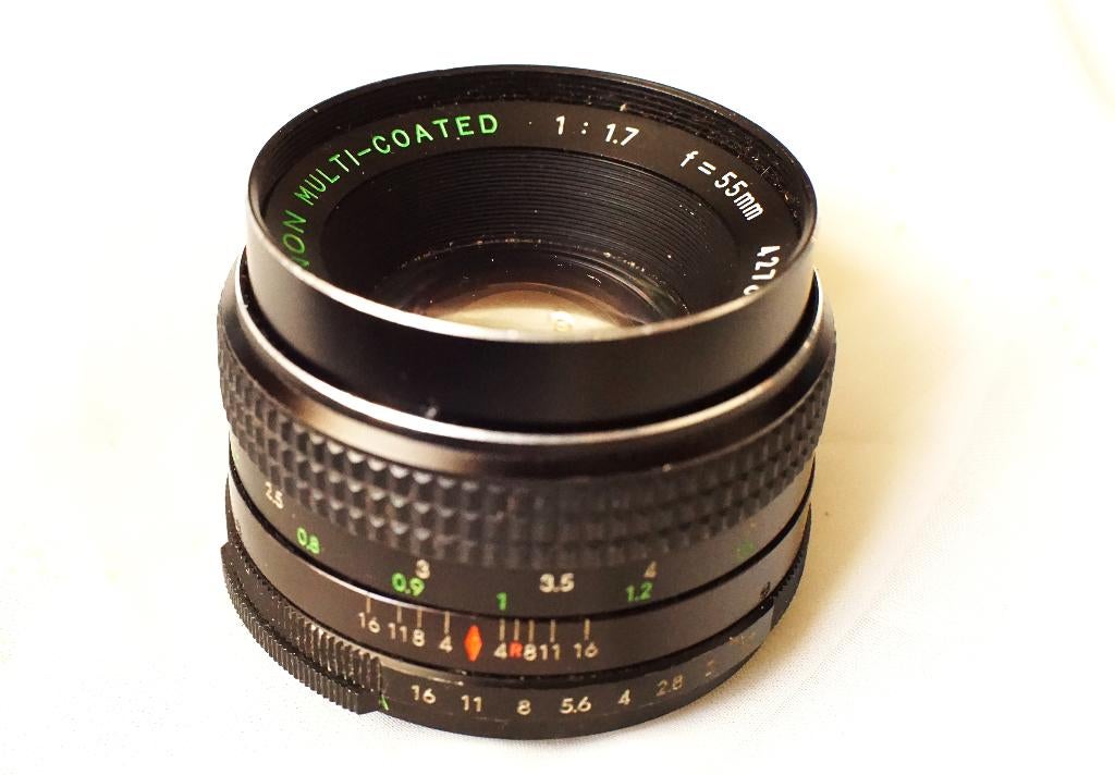 Chinon 55 mm 1.7 (M42) + bague d'adaptation possible, Enlèvement ou Envoi, Utilisé, Compact, Canon
