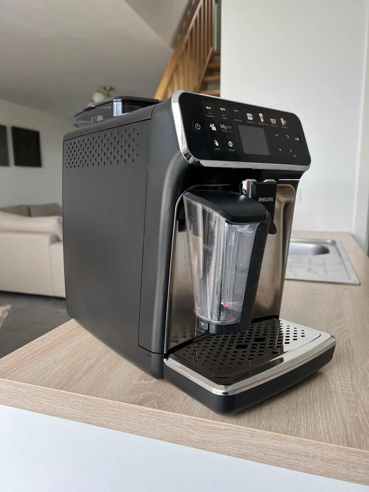 Philips 5400 LatteGo EP5447/90 - rarement utilisé, Electroménager, Cafetières, Réservoir d'eau amovible, 10 tasses ou plus, Café moulu