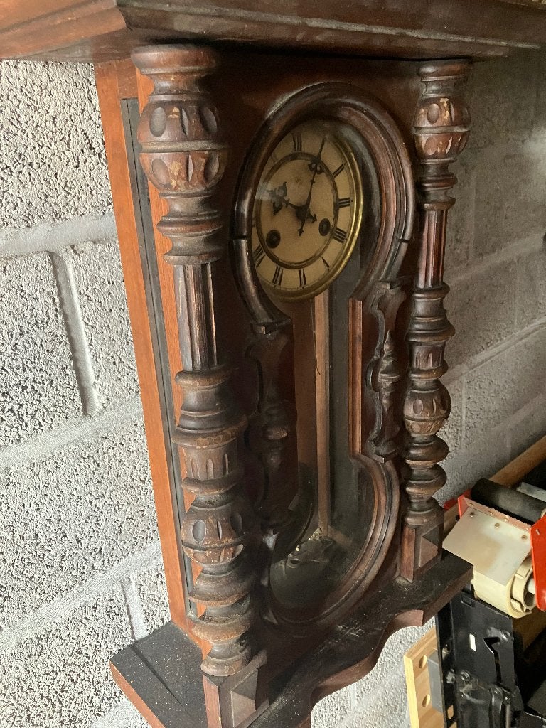 Junghans klok, Ophalen