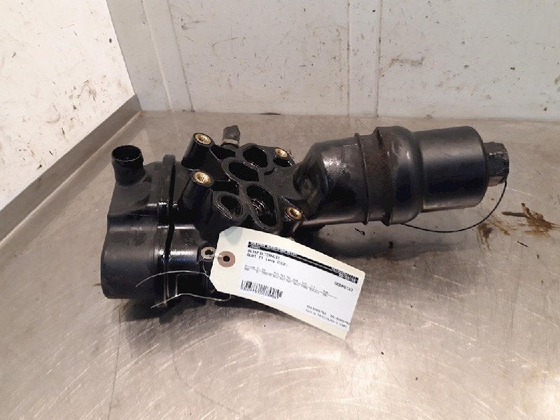 BOITIER FILTRE HUILE Audi TT Roadster (8J9), Utilisé, Audi
