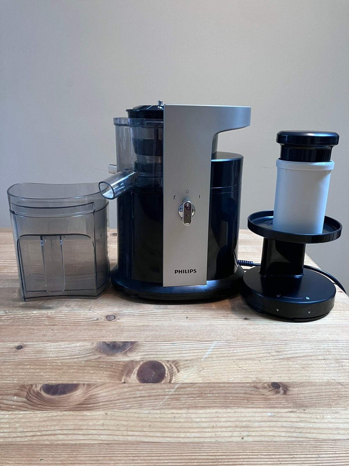 Philips Slowjuicer, Elektronische apparatuur, Juicers, Ophalen, Zo goed als nieuw, Slowjuicer