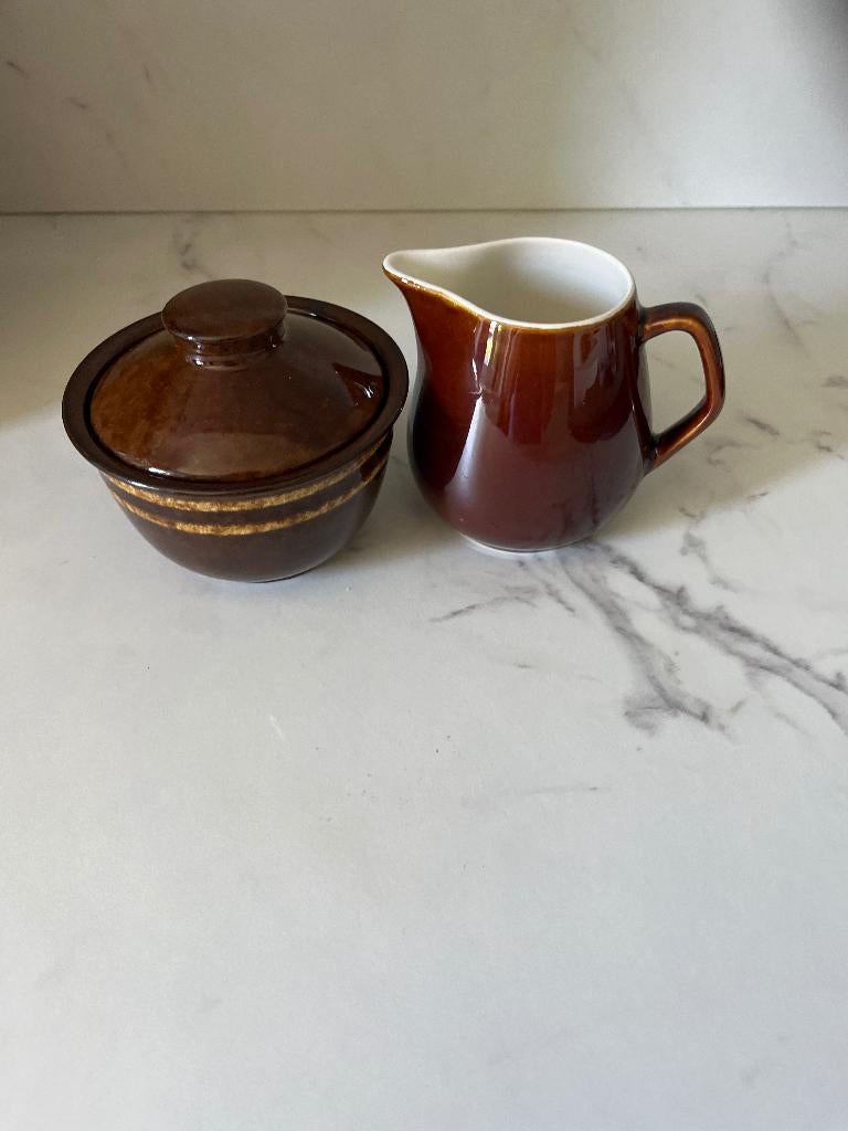 Sucrier et pot à lait vintage, Maison & Meubles, Enlèvement, Comme neuf, Autres matériaux, Autres types