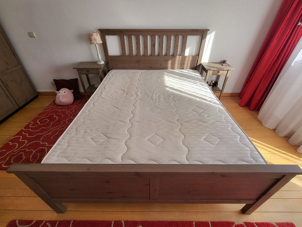 Lit avec matelas et tables de chevet, Maison & Meubles, Chambre à coucher | Lits, Utilisé, Deux personnes, Autres dimensions, 210 cm