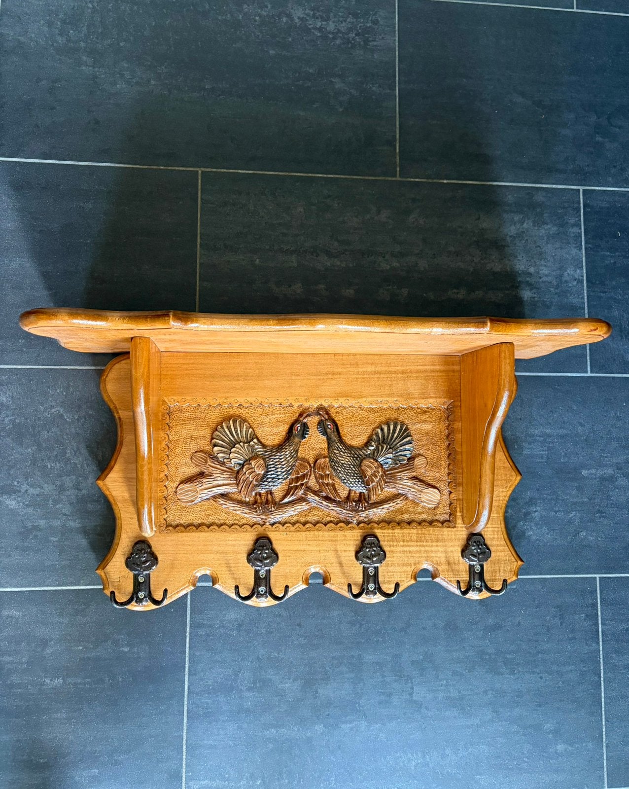 Handgesneden massief houten kapstok uit Roemenië –80x50x30cm, Nieuw, Minder dan 100 cm, Hout, Ophalen