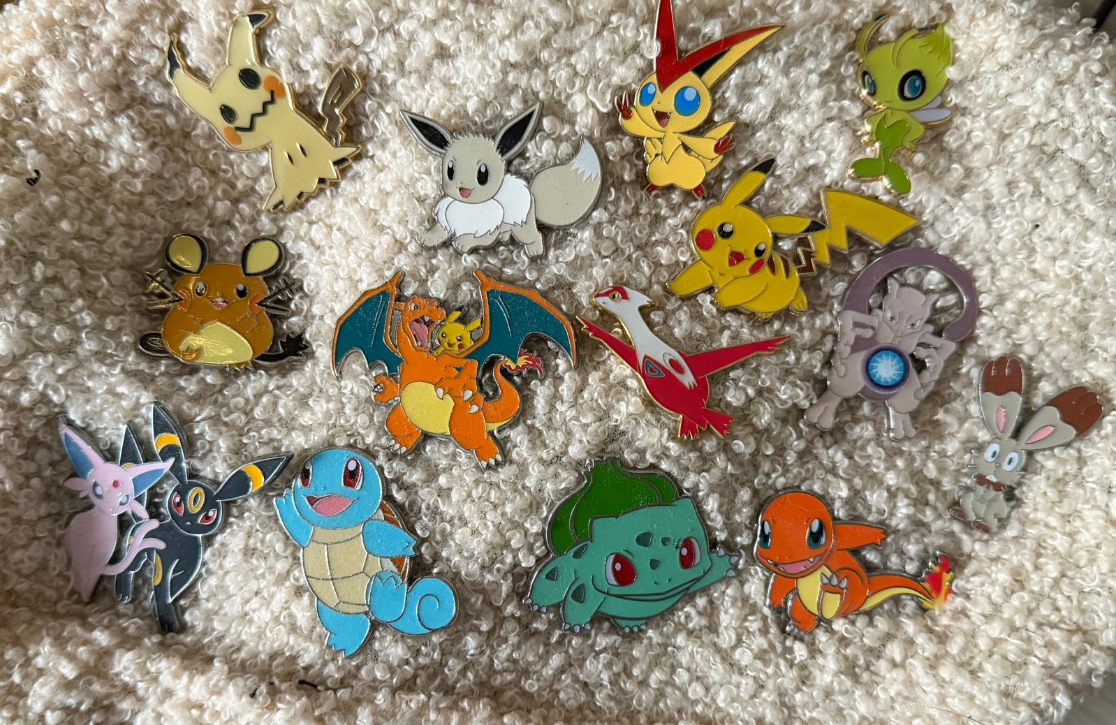 Lotje pokemon pins, Hobby & Loisirs créatifs, Enlèvement, Comme neuf