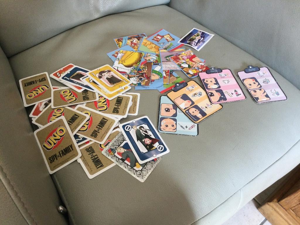 LOT DE CARTES-DIVERS USAGES, Enlèvement ou Envoi