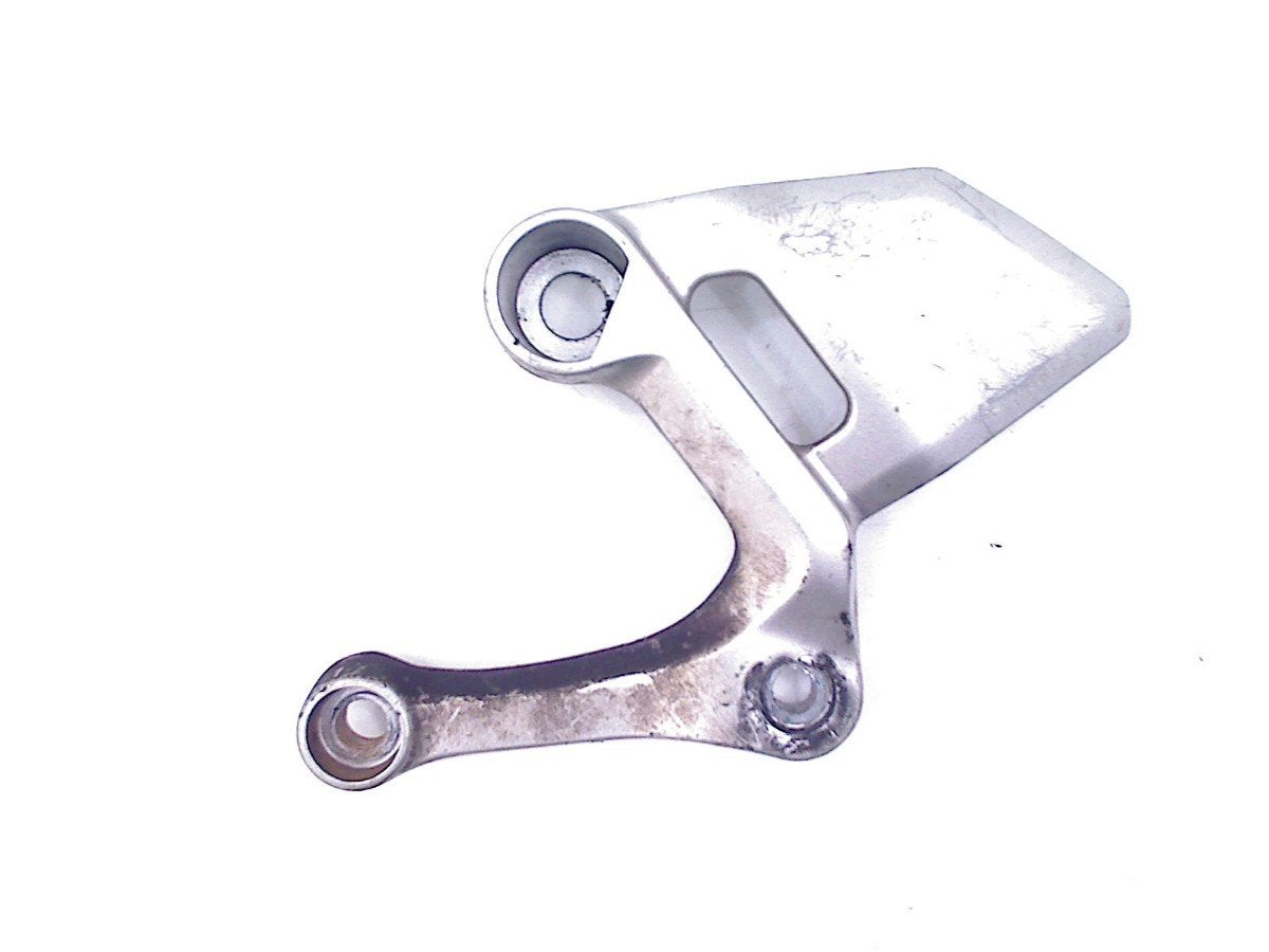 REPOSE PIEDS AVANT GAUCHE Yamaha, Dhr. S. di Majo, Utilisé, Info@cama-motorparts.nl, P.J. Troelstraweg 8 8
3144 CX  MAASSLUIS, NL