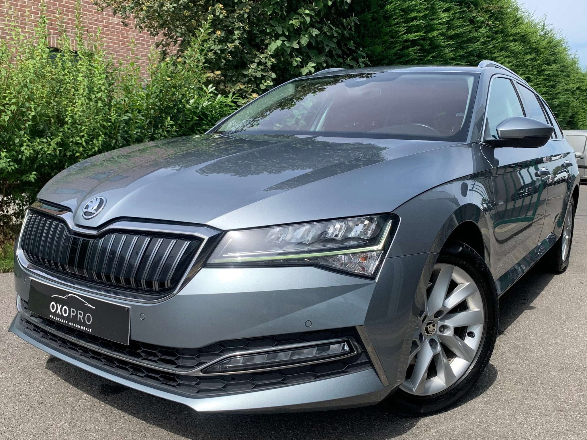 Skoda Superb PHEV 1.4 TSI 218 CV / PLUG-IN HYBRID / BI-XÉNO, Stof, Gebruikt, Euro 6, 4 cilinders