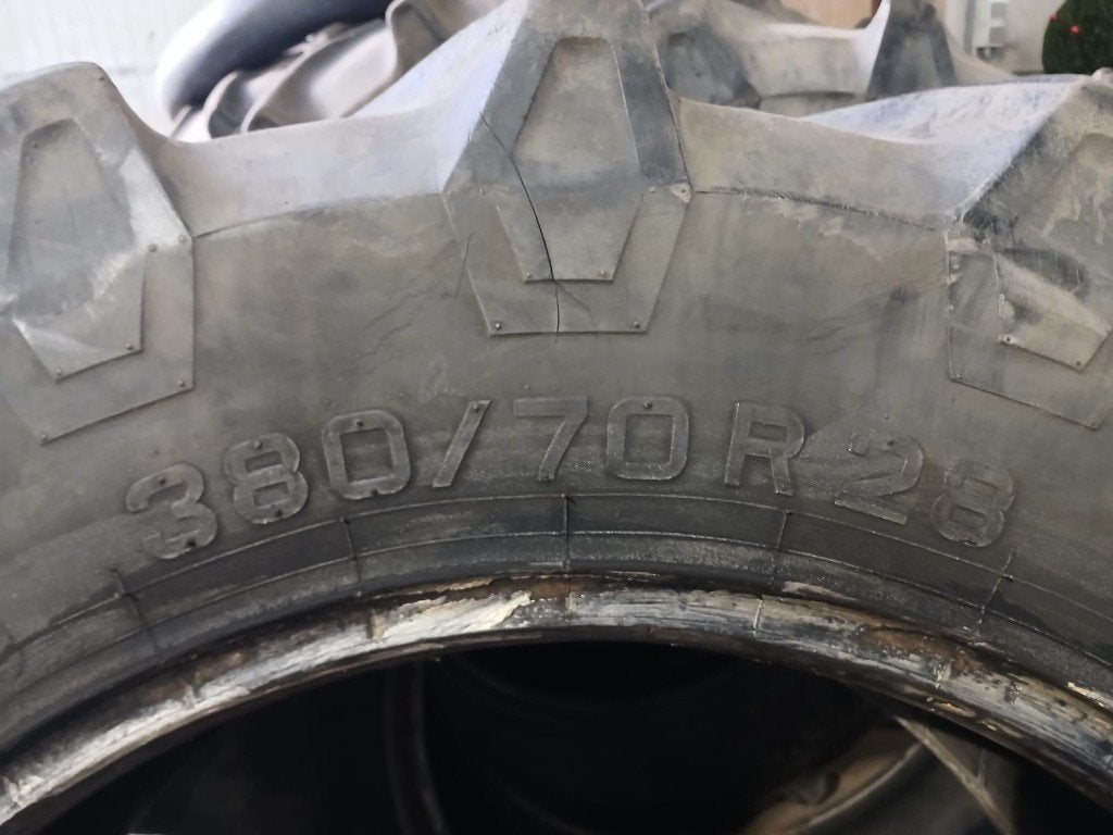 Tractorbanden 380/70R28, Ophalen