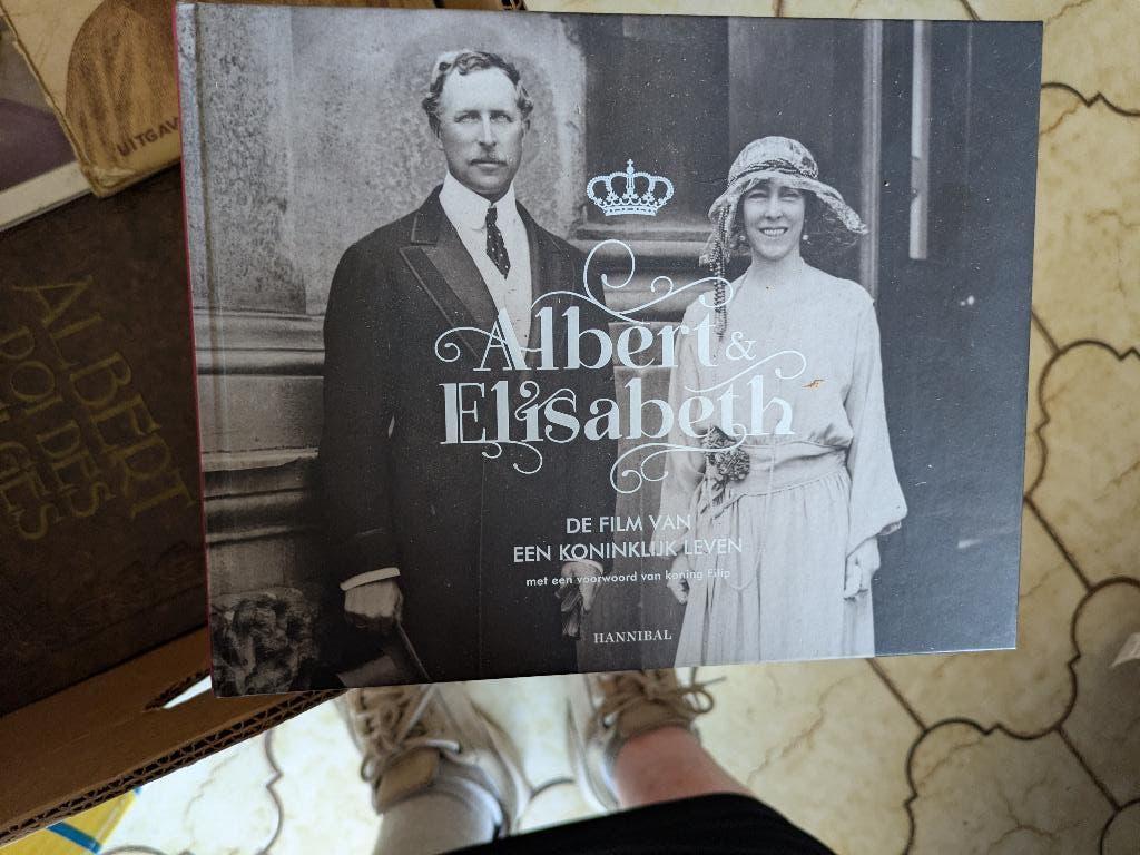Albert en Elisabeth de film van een koninklijk leven, Ophalen of Verzenden