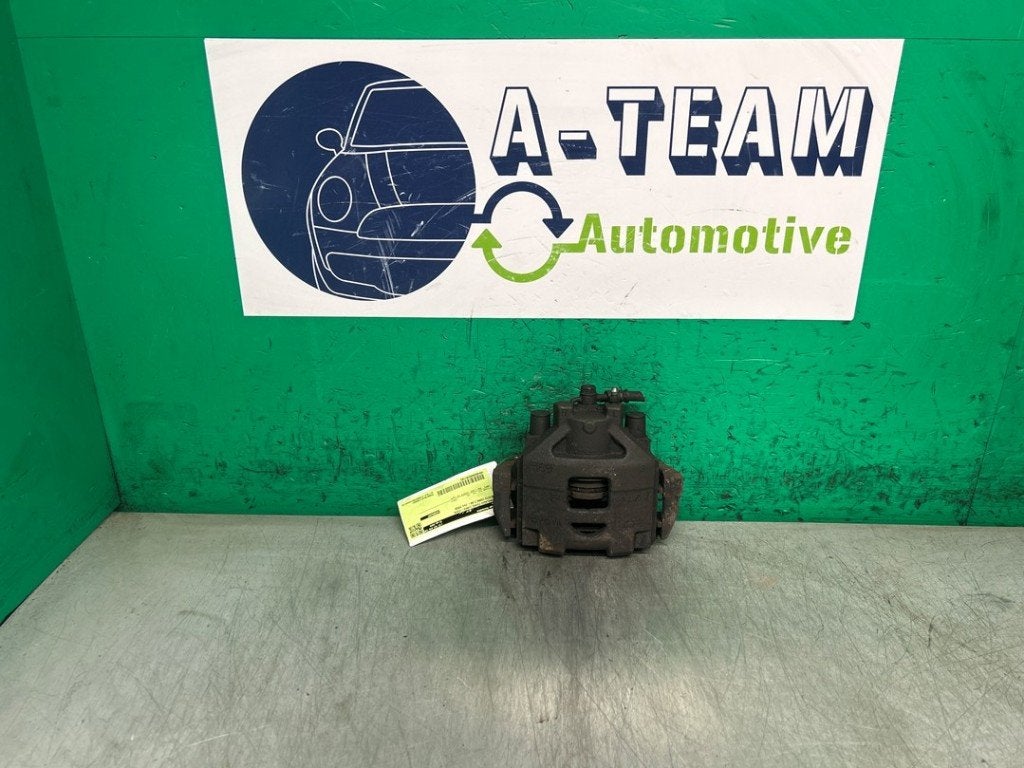 ETRIER DE FREIN AVANT GAUCHE Toyota Yaris II (P9), Kundenbetreuung@toyota.de, Toyota, Utilisé, Toyota-Allee 2
50858  Köln, DE