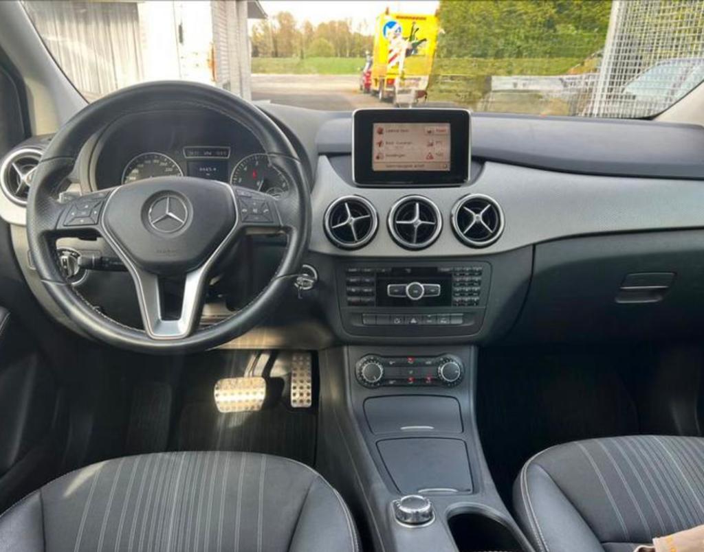 1.6 benzine ,131000 km automaat, Auto's, Automaat, Euro 5, Particulier, Apple Carplay