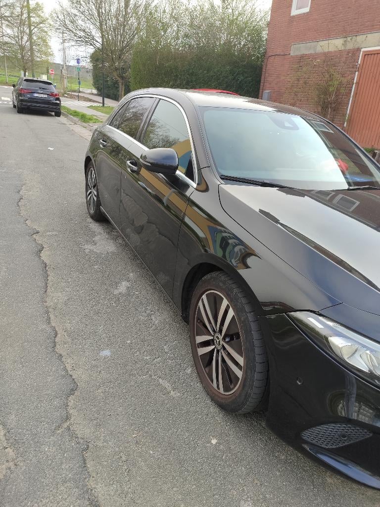 Mercedes classe a 2019 diesel noir auto, Auto's, Mercedes-Benz, 4 deurs, Achterwielaandrijving, Zwart, Leder