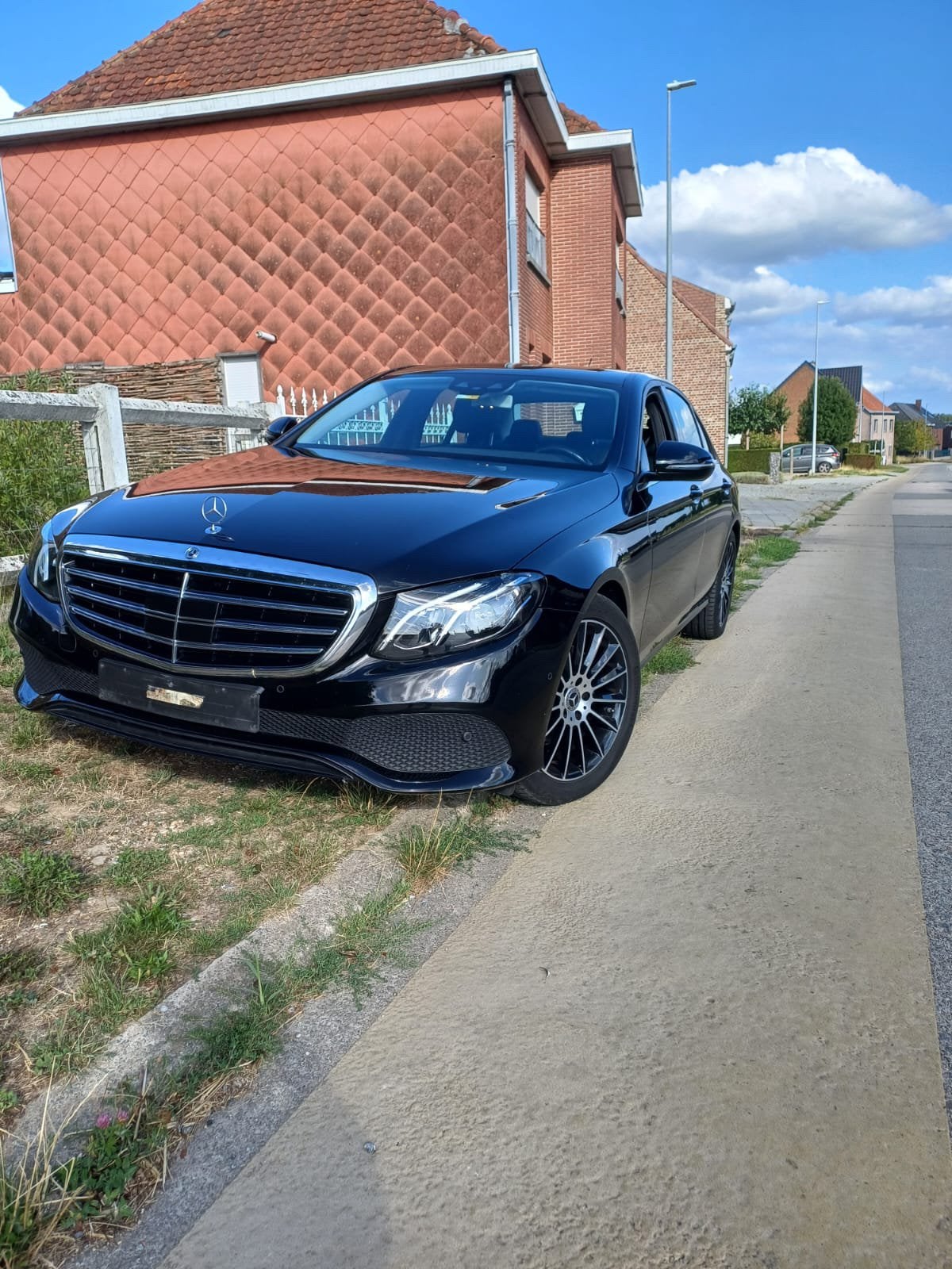 Mercedes Benz class E 200 1.6D 2019 130 000km, Achat, Electronic Stability Program (ESP), 5 portes, Automatique
