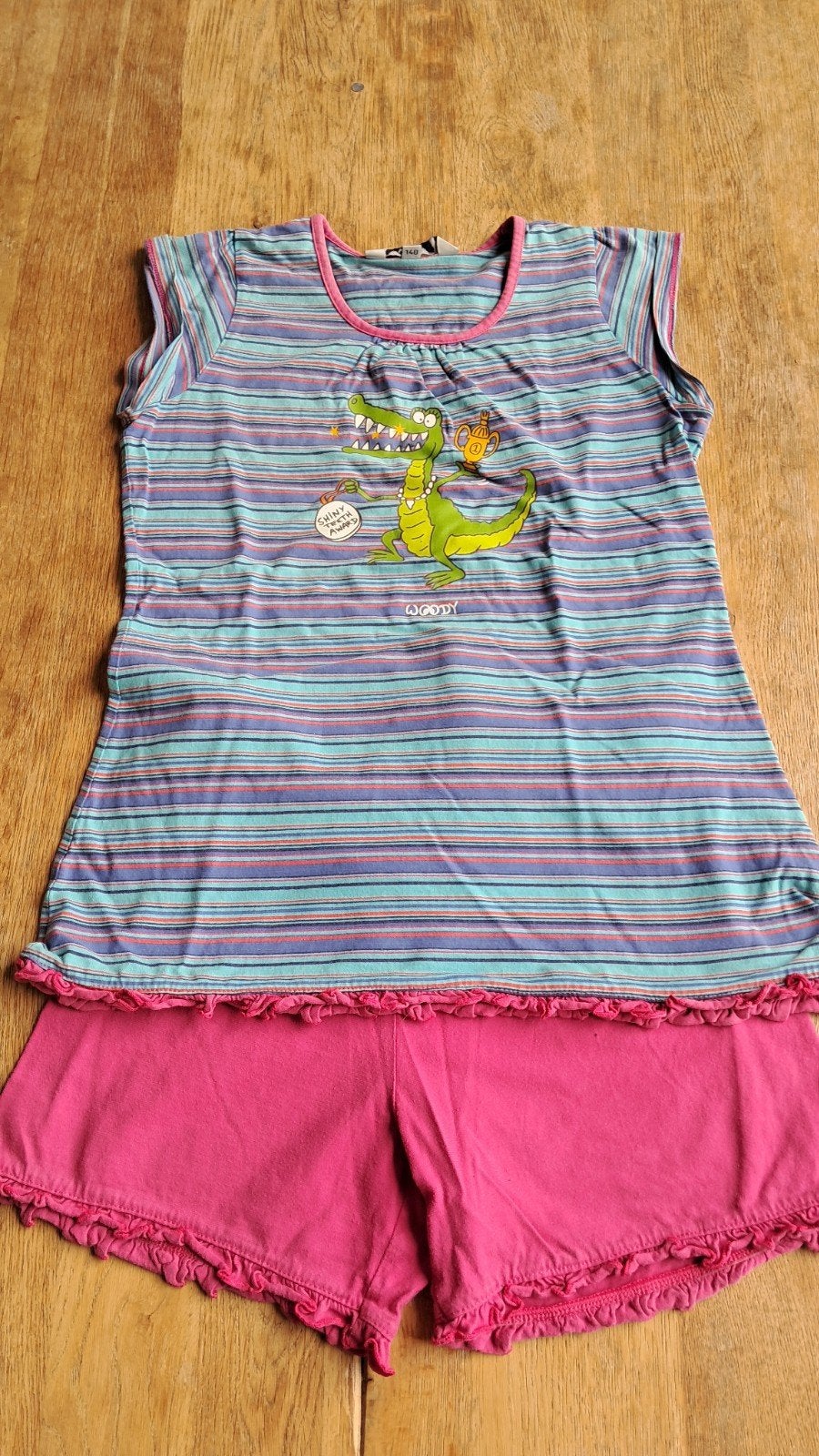 Woody pyjama draak 140, Kinderen en Baby's, Nacht- of Onderkleding, Meisje, Ophalen of Verzenden, Zo goed als nieuw