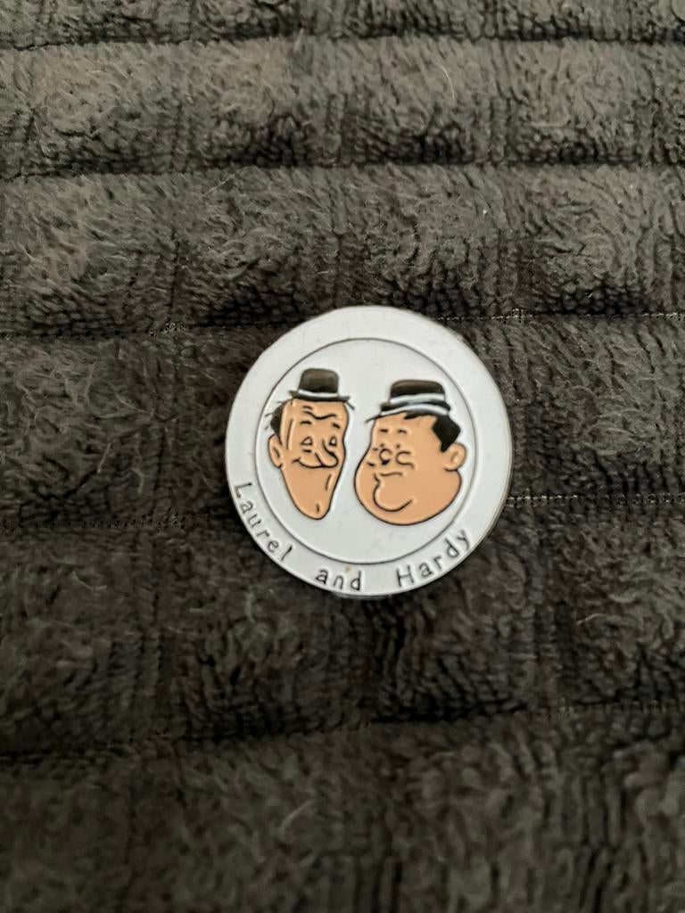 Épingle pins Laurel et Hardy, Enlèvement ou Envoi