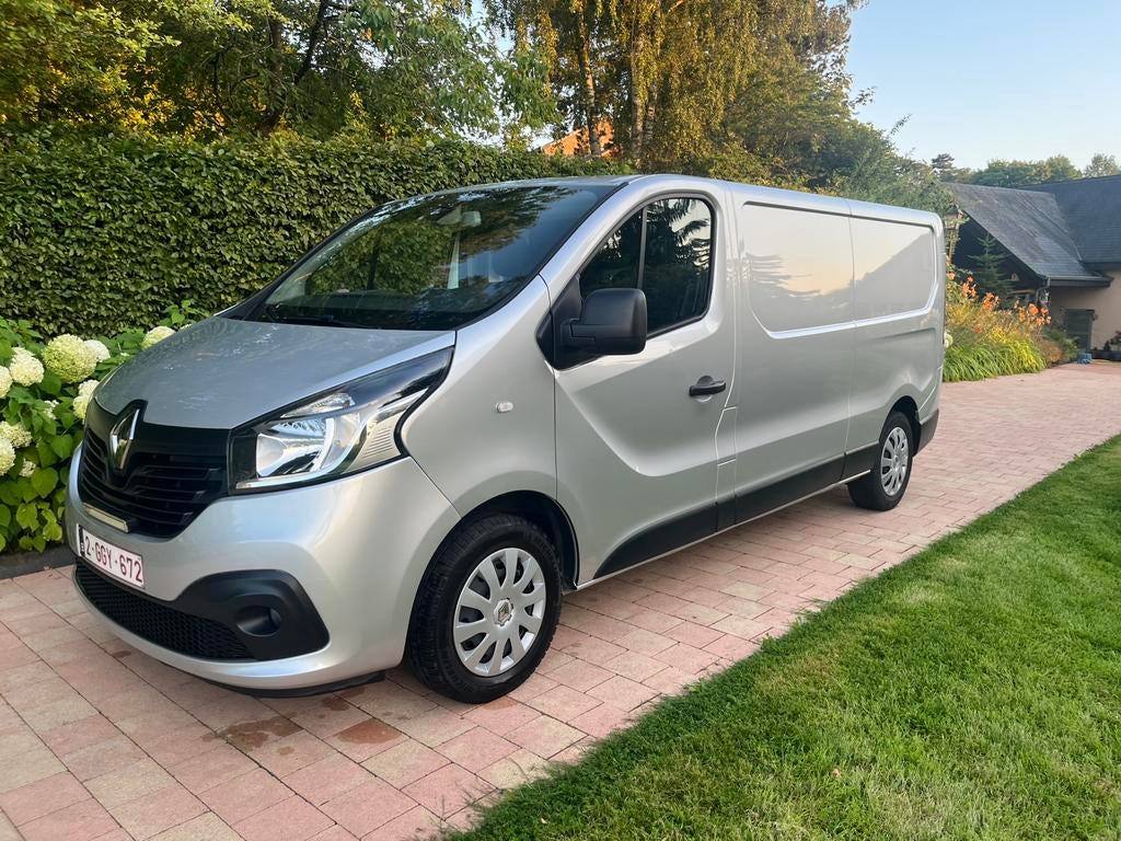 RENAULT TRAFIC L2H1 125PK – TOPSTAAT – LAAGSTE PRIJS, Auto's, Voorwielaandrijving, Euro 6, 4 cilinders, 2000 kg