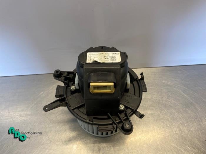 Moteur de ventilation chauffage d'un Toyota Pro-Ace (Pro-Ace, -, 3 mois de garantie, Toyota, Utilisé