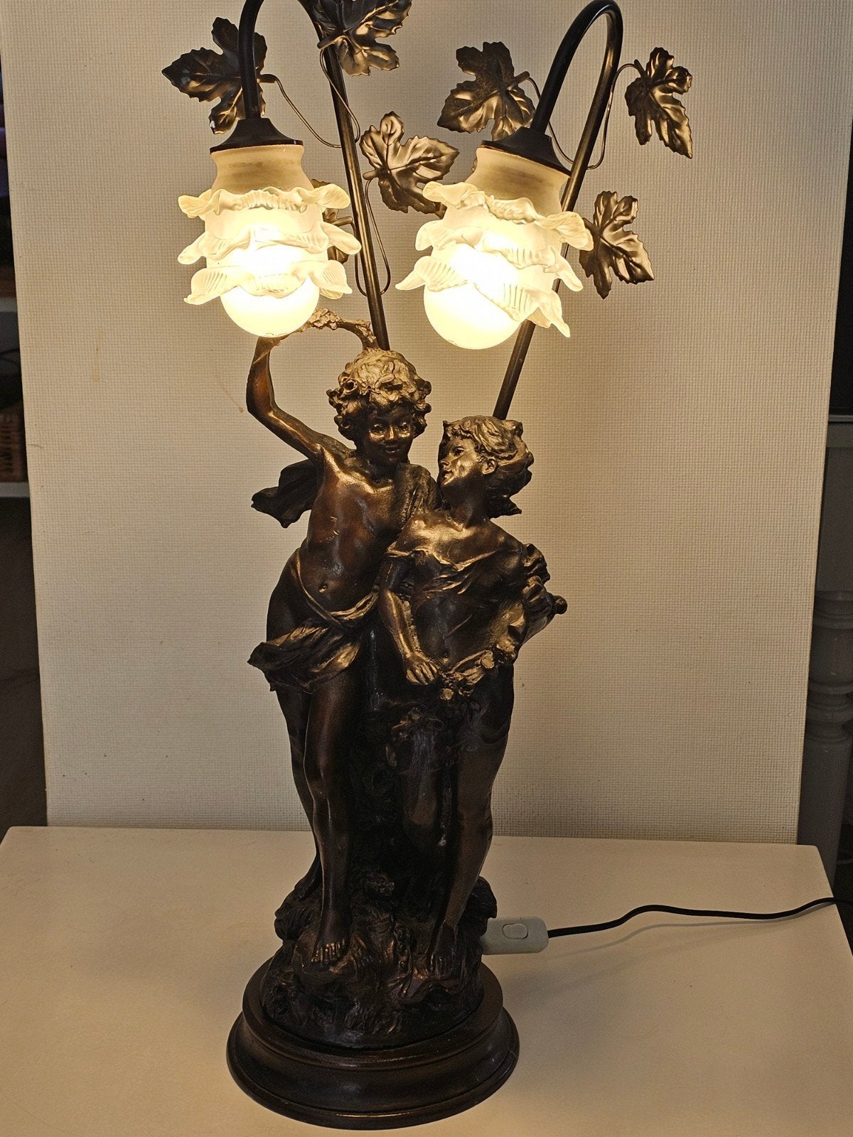 Grande lampe de style Art Nouveau (Auguste Moreau)
état de, Enlèvement