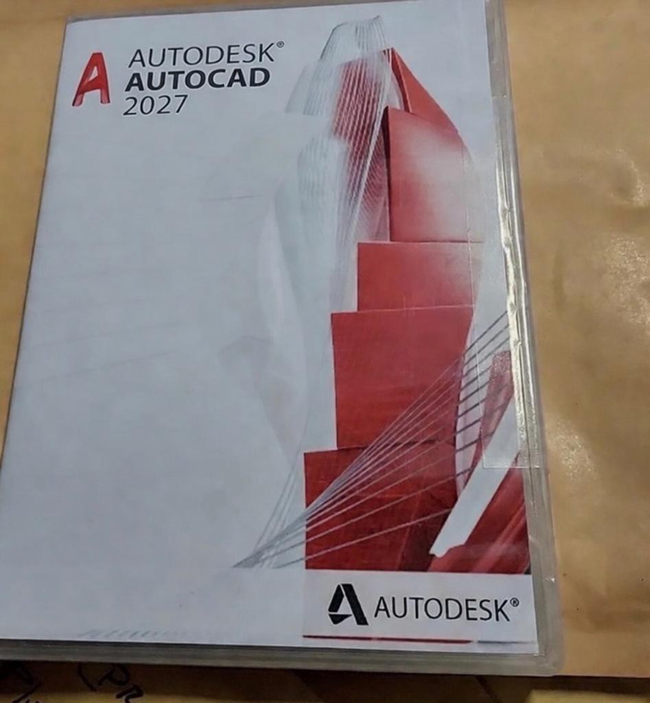 AutoCAD 2027 origineel pakket met licentiecode 1 of 2 pc's, Verzenden, Zo goed als nieuw, Windows