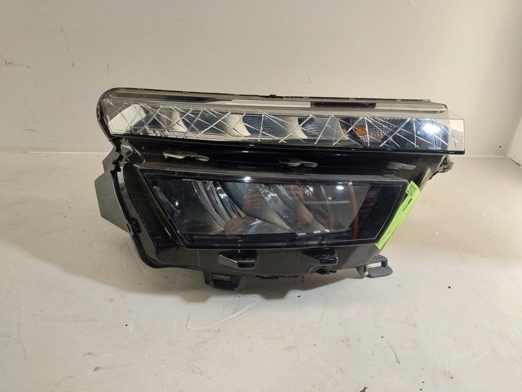 KOPLAMP RECHTS Skoda Kamiq (01-2019/-) (|658941016|), Gebruikt, Info@skoda-auto.de, Skoda, Max-Planck-Straße  3-5
64331  Weiterstadt, DE