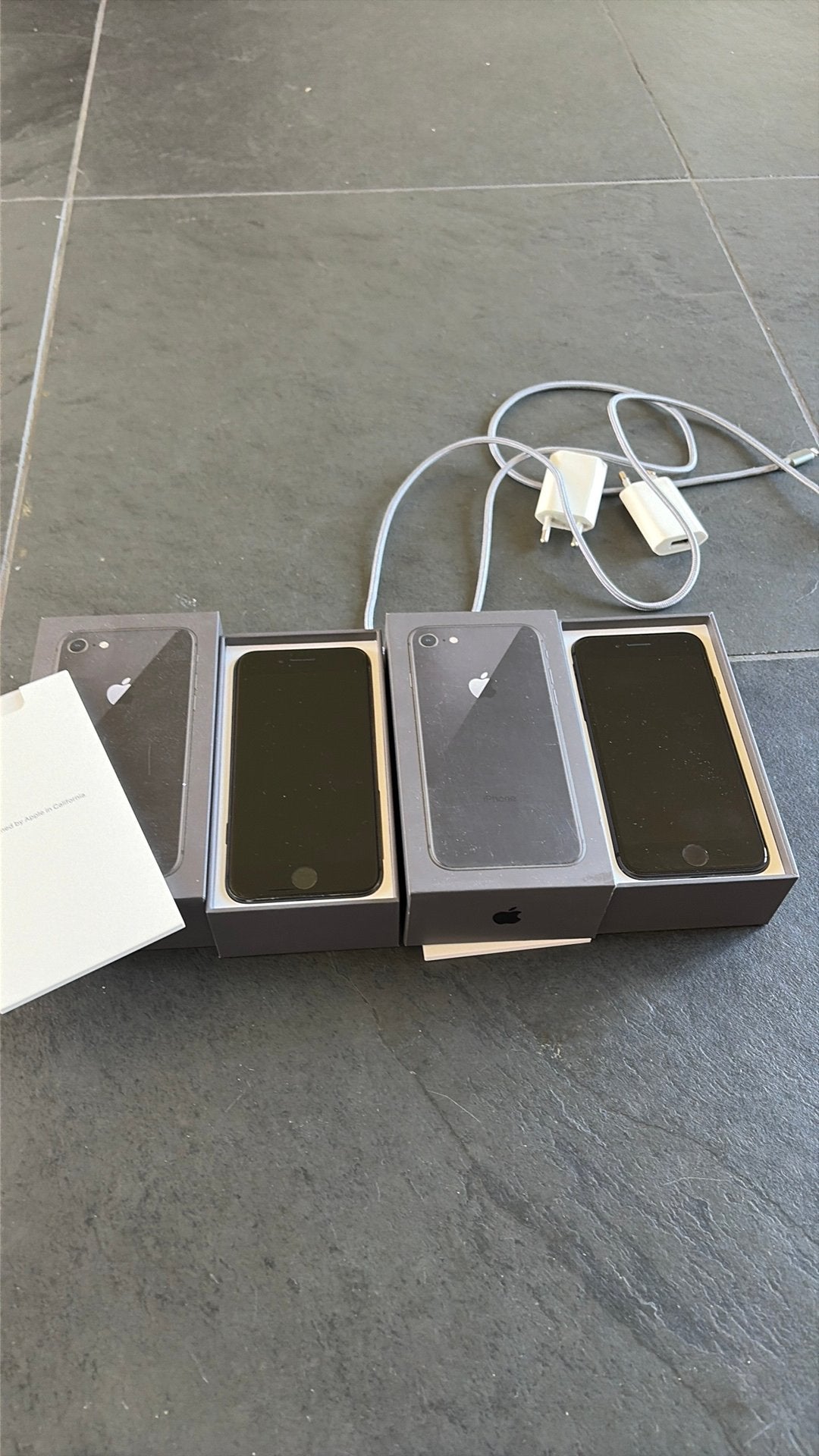2 Iphones 8 space grey 64gb, Enlèvement, Utilisé