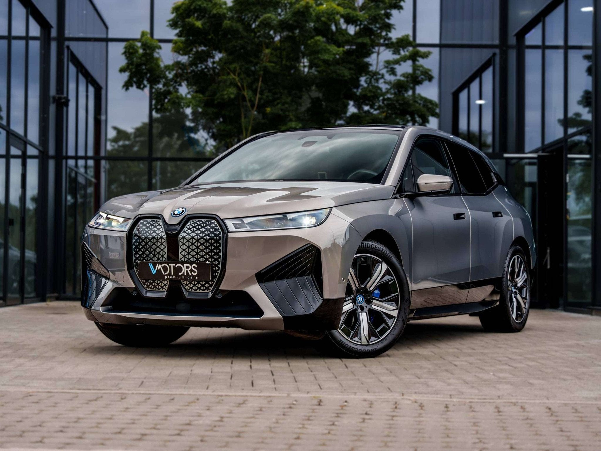 BMW iX iX 111.5 kWh xDrive50 - M-pack - Laserlicht - Panoram, Automaat, Gebruikt, IX, Leder