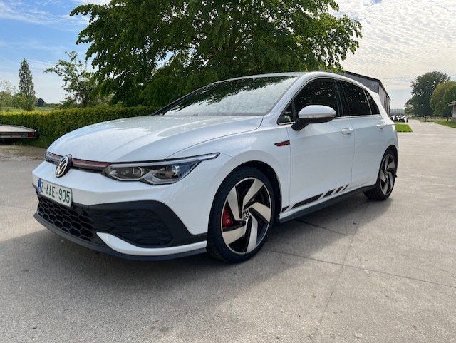 Volkswagen Golf VIII GTI AUT 2.0 benzine MET 44.000km EN nav, Autos, Achat, Euro 6, Entreprise, Alarme