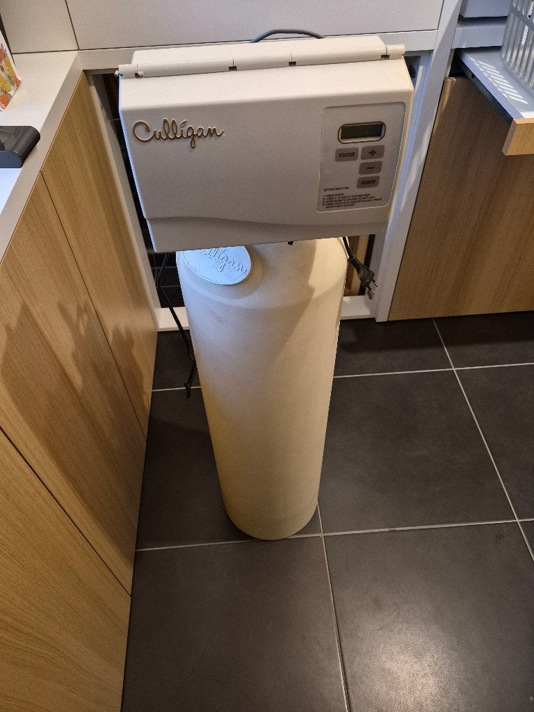 Culligan Medallist 915 (out-koppeling afgebroken), Electroménager, Enlèvement, Utilisé, Adoucisseur d'eau au sel