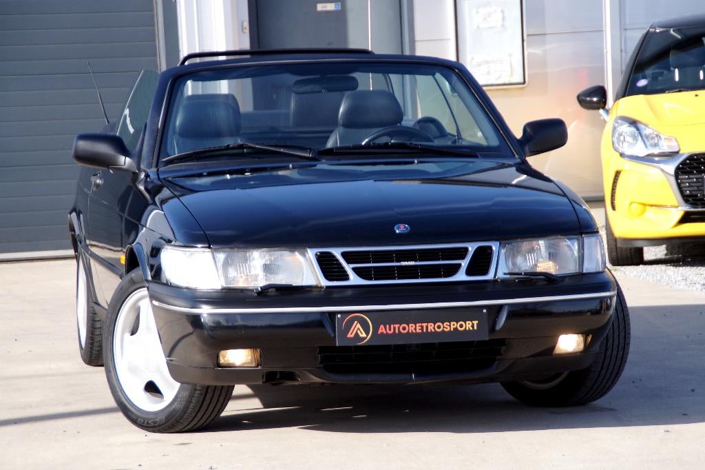 Saab 900 2.3i Cabriolet Automaat _Garantie, Auto's, Saab, 4 zetels, 4 cilinders, Zwart, Leder