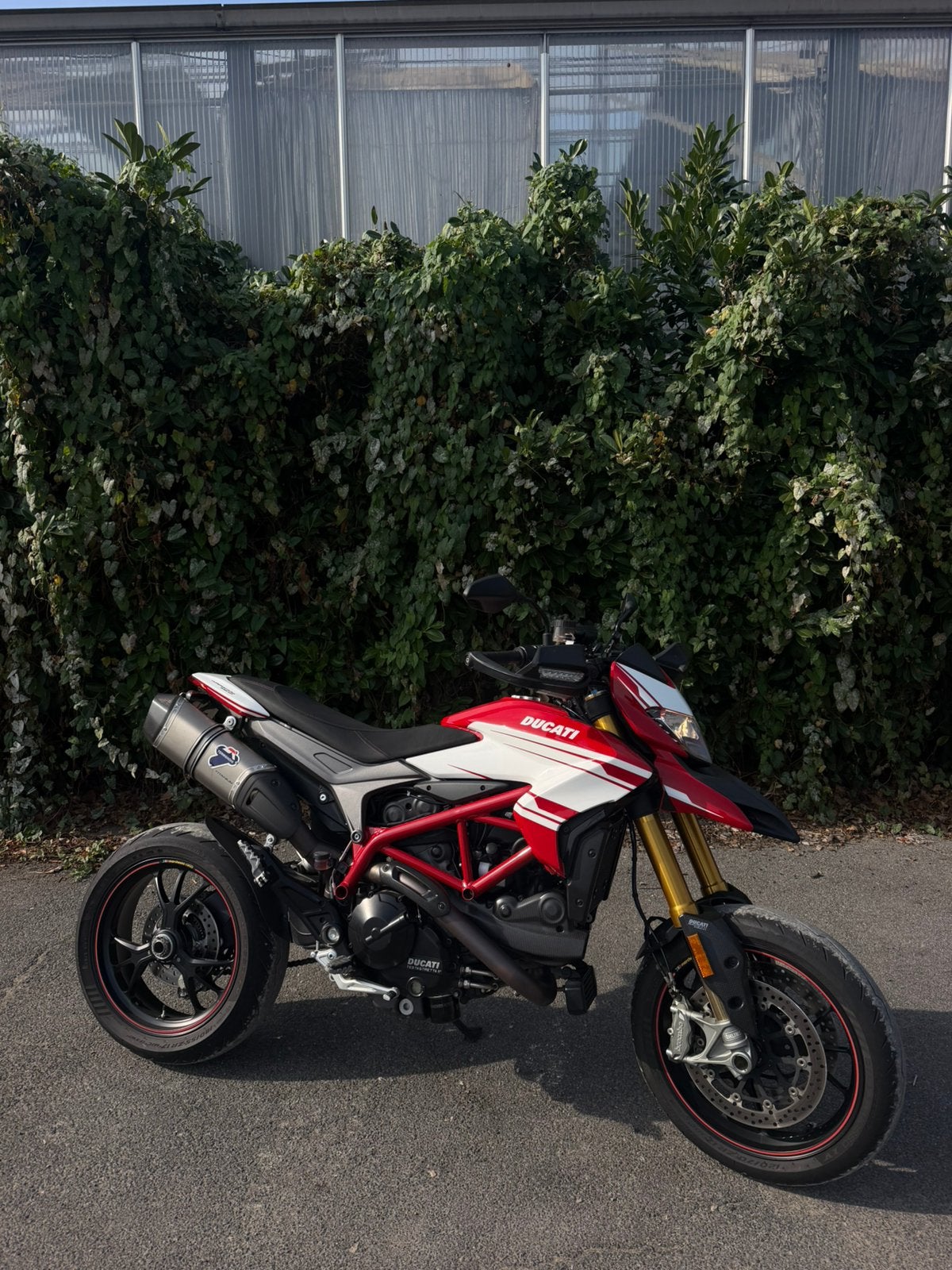 Ducati Hypermotard SP 939, 2 cilinders, Motorrijbewijs A, Meer dan 35 kW, Handgeschakeld