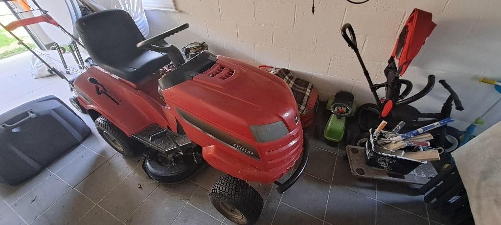 Tracteur Tondeuse Sentar pour pièces ou à réparer, Enlèvement, Utilisé