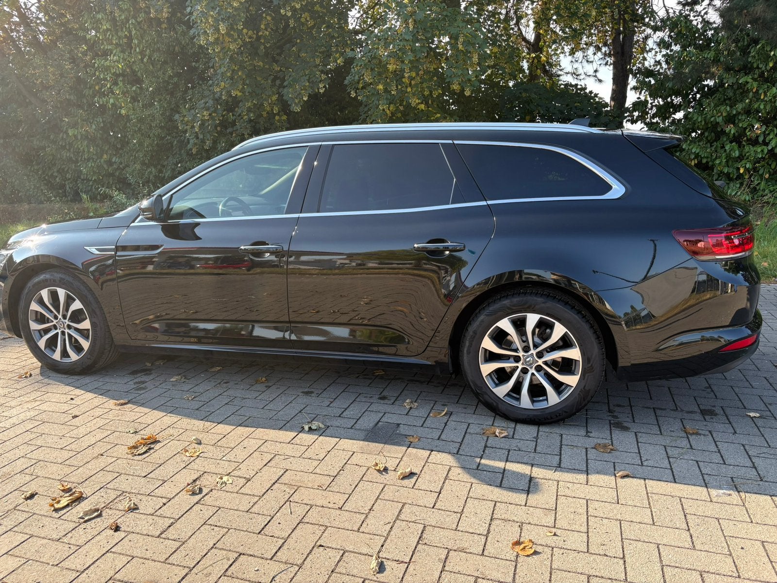 Renault Talisman Grandtour 1.7 Blue dCi 150pk Intens – 2021, Autos, Cuir, Achat, Euro 6, Boîte manuelle