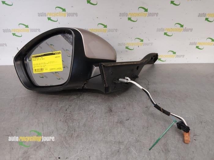 Buitenspiegel links van een Peugeot 208, Gebruikt, -, -, -