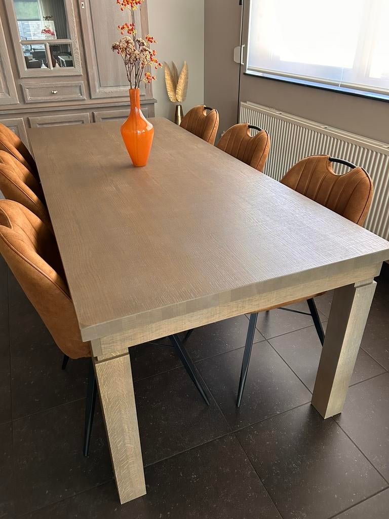 Landelijke eetkamertafel, Ophalen, Zo goed als nieuw